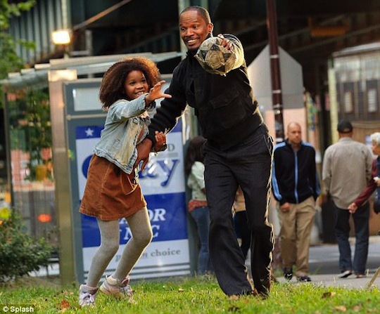 Jamie Foxx And Quavenzhane Wallis in Annie